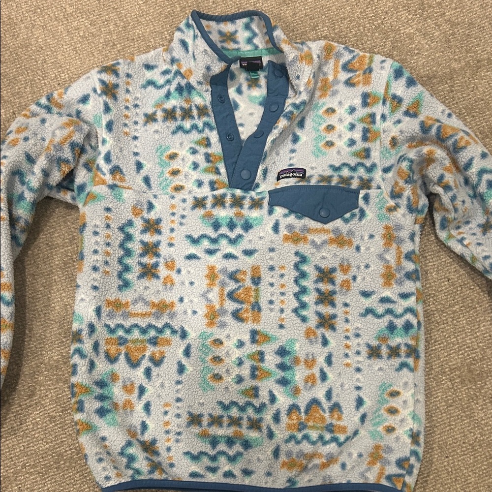 Patagonia kids three button fleece